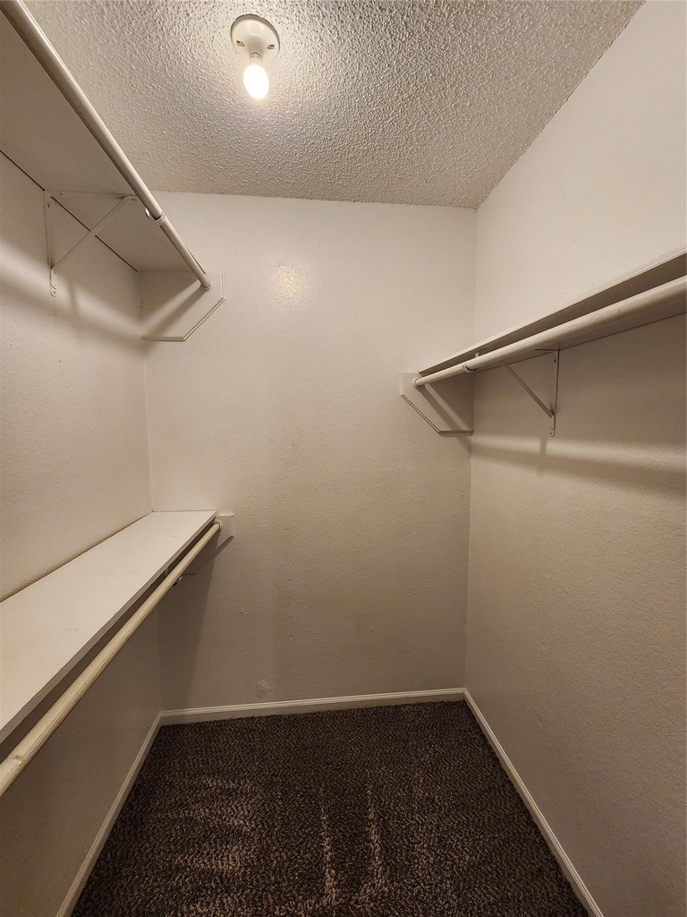 617 Race Street - Photo 13