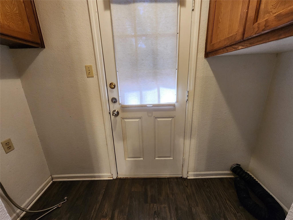 617 Race Street - Photo 9