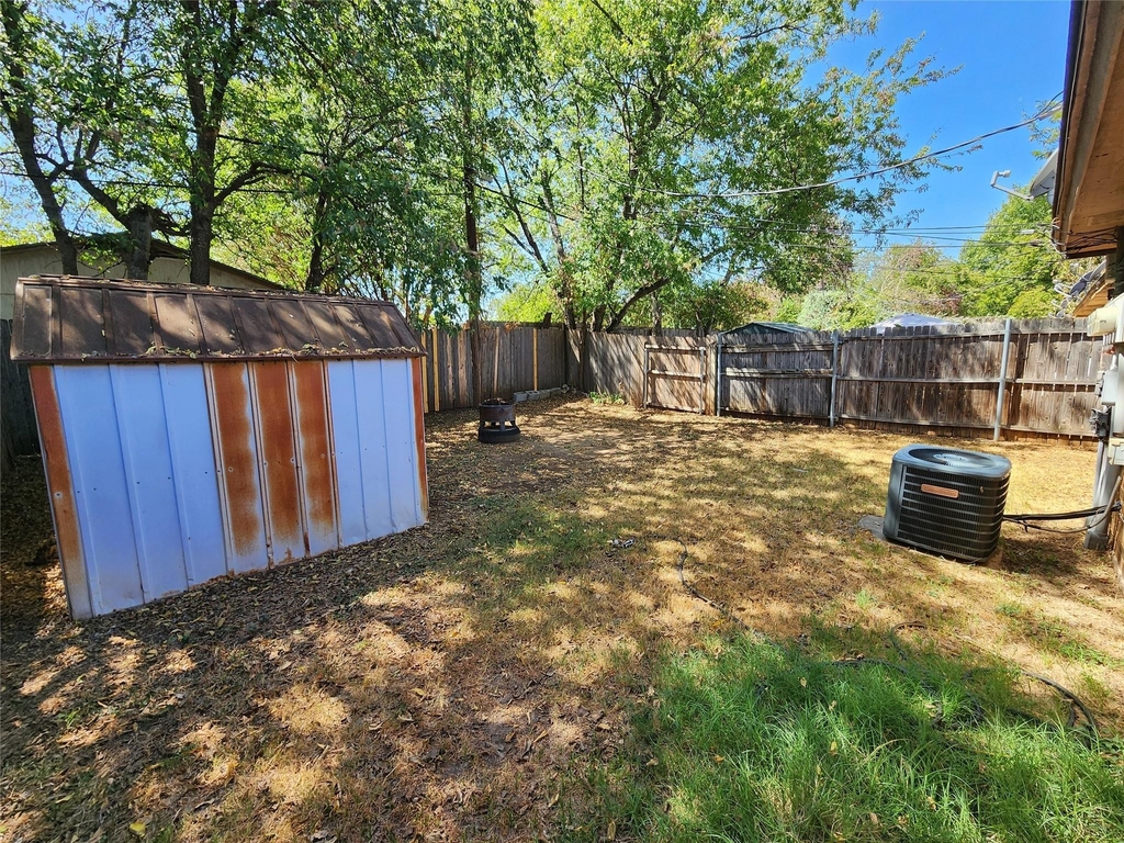 617 Race Street - Photo 20