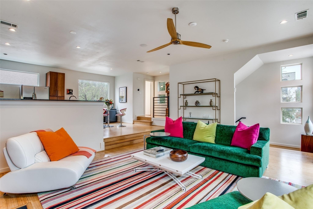 4010 Gilbert Avenue - Photo 15