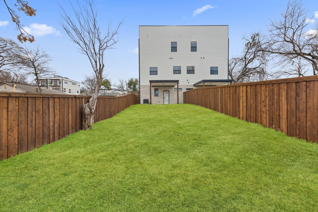 1919 Pollard Street - Photo 32