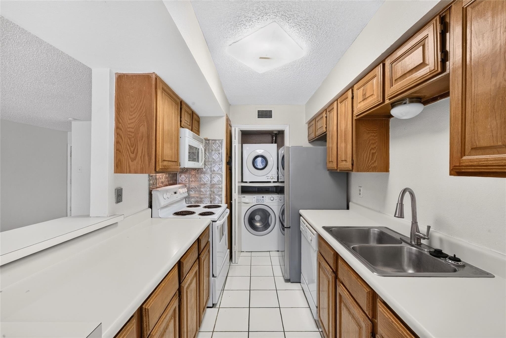 5840 Spring Valley - Photo 4