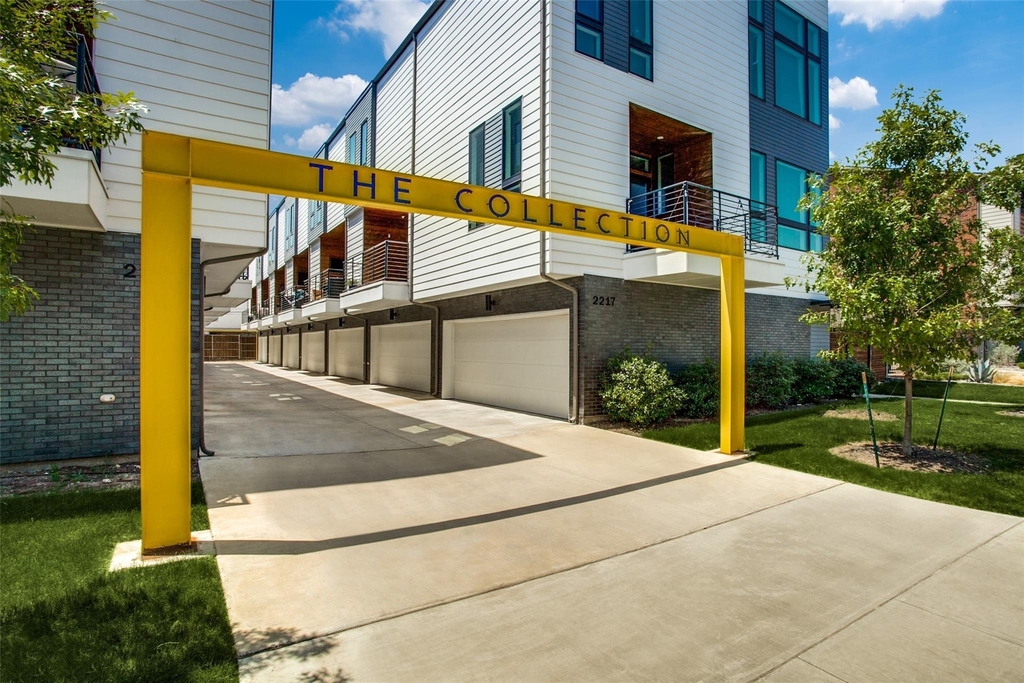 2215 Moser Avenue - Photo 1