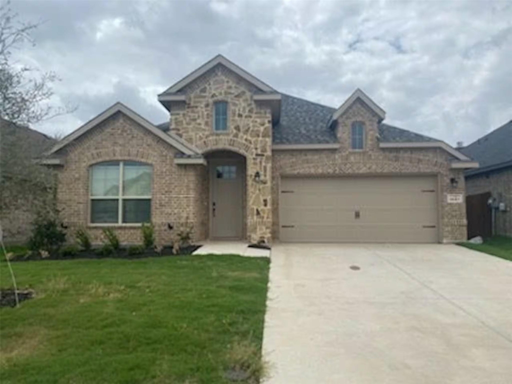 2643 Harlow Lane - Photo 0
