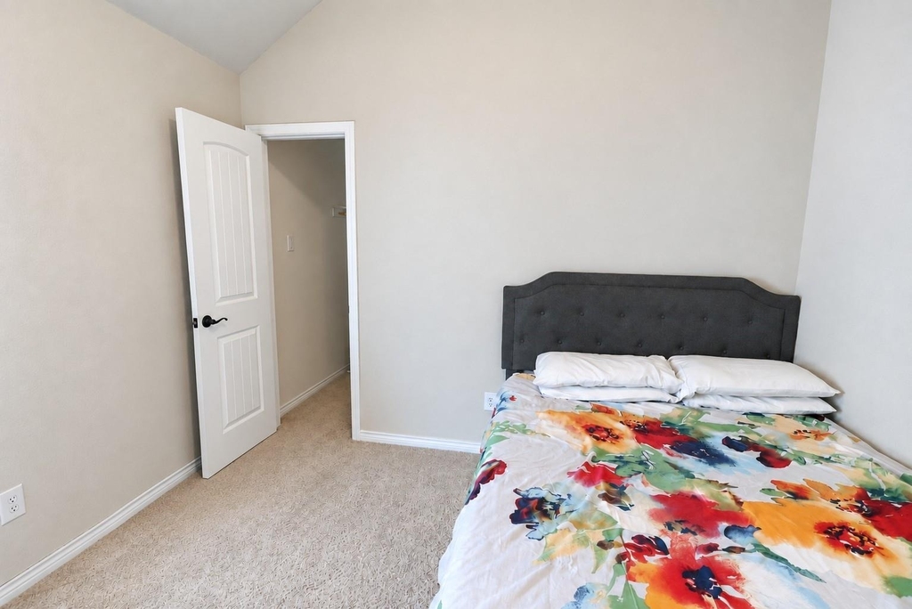 2643 Harlow Lane - Photo 22