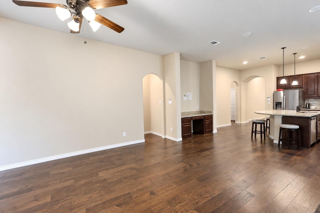 2643 Harlow Lane - Photo 9