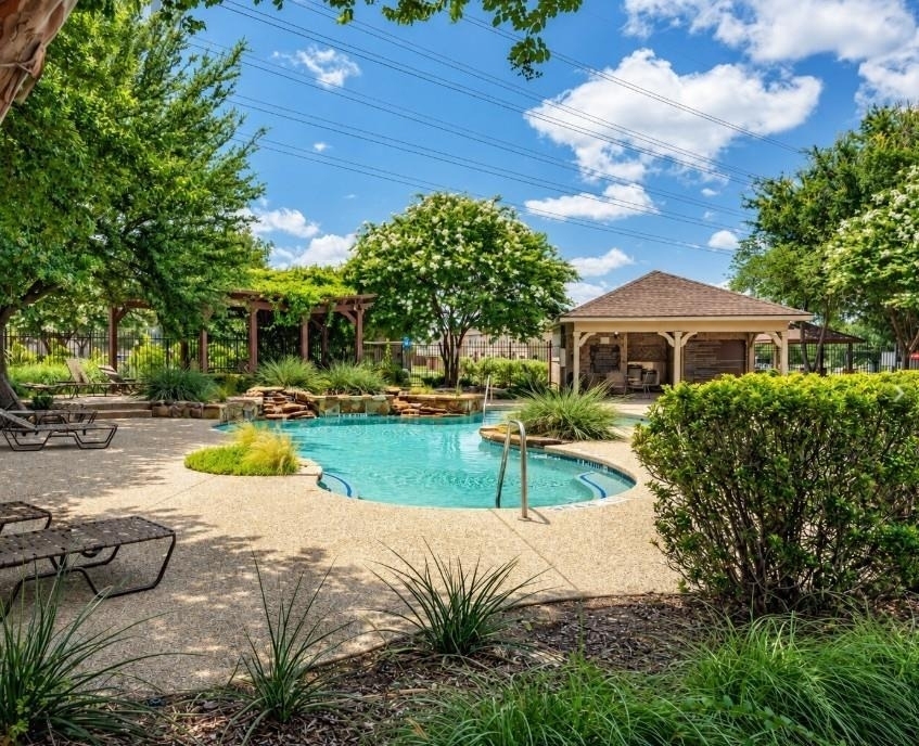6553 Rutherford Road - Photo 18