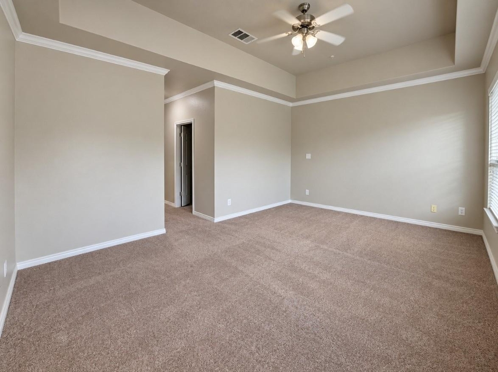 6553 Rutherford Road - Photo 7