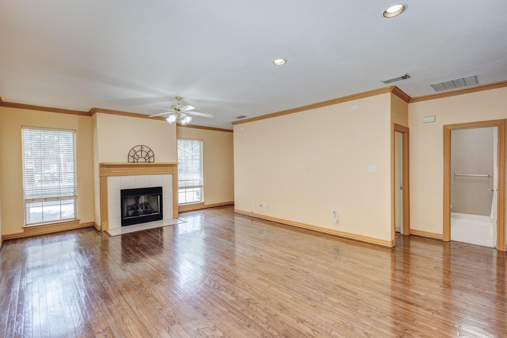 18722 Riverstone Court - Photo 2
