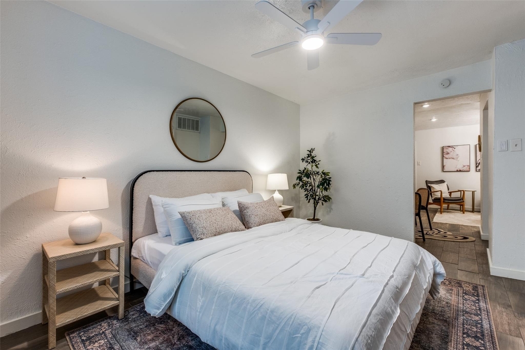 4525 Gilbert - Photo 14