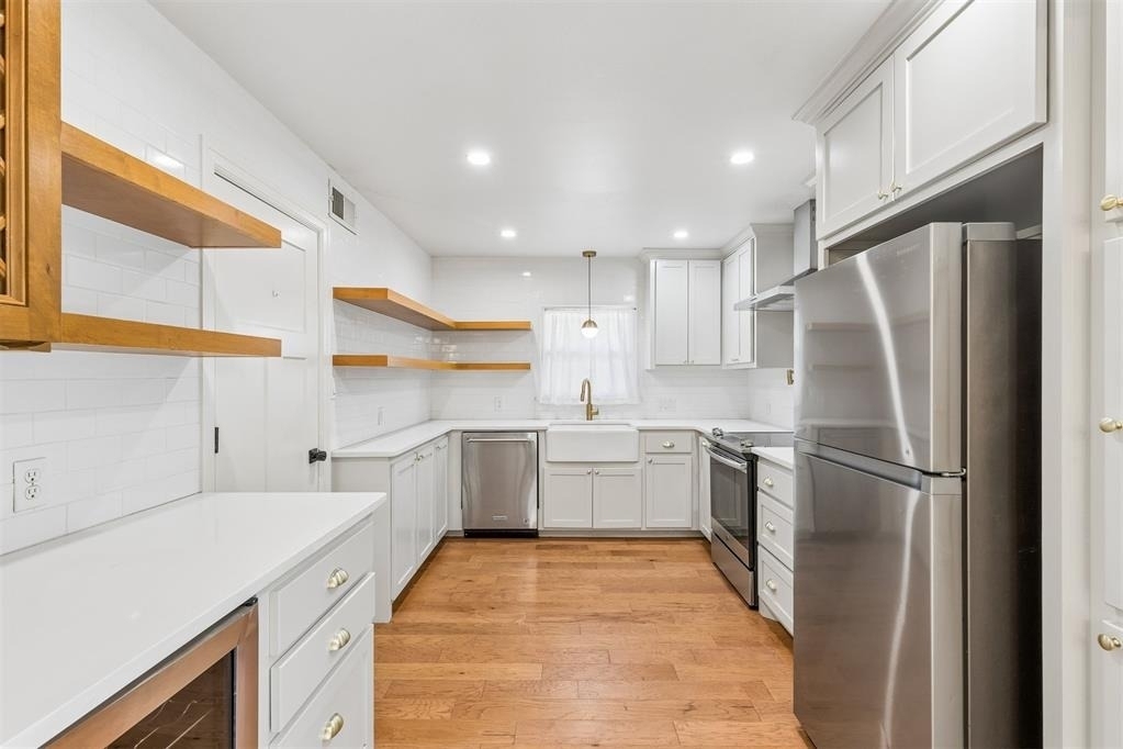 2305 Barclay Drive - Photo 10