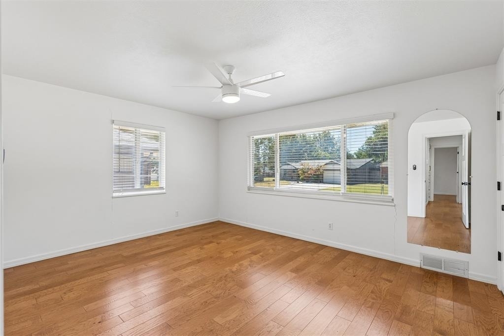 2305 Barclay Drive - Photo 16