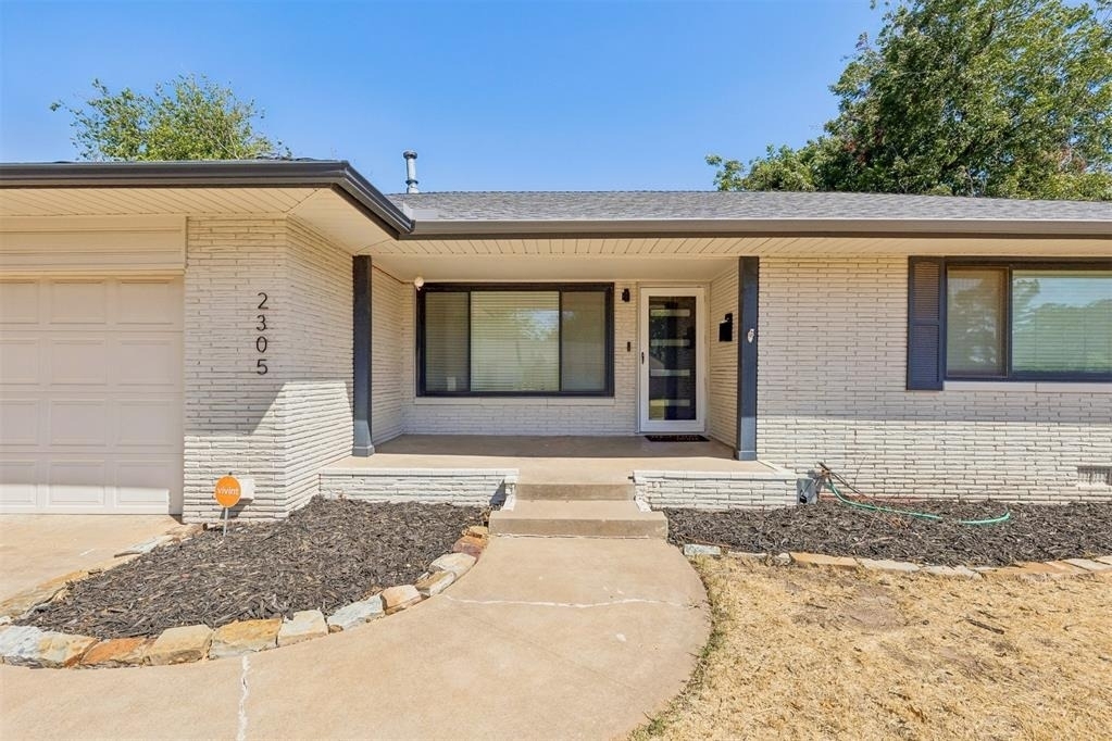 2305 Barclay Drive - Photo 1