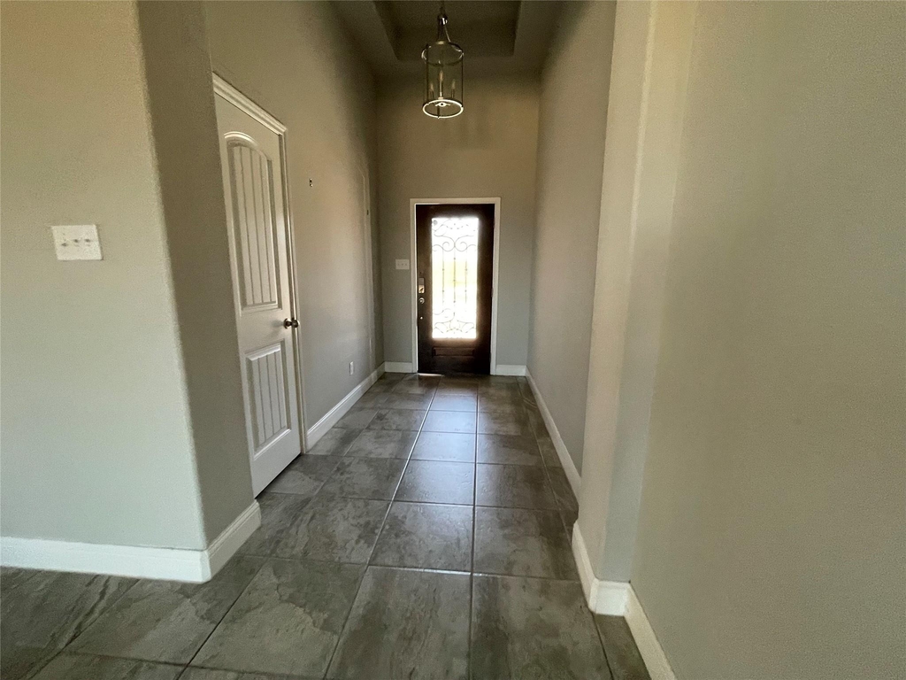 706 Buffalo Creek Drive - Photo 2