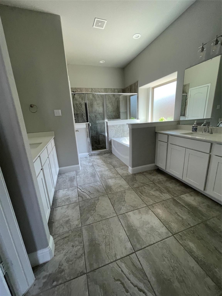 706 Buffalo Creek Drive - Photo 10