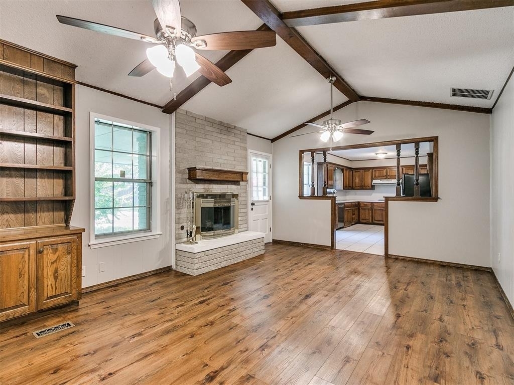 2608 Linden Avenue - Photo 5