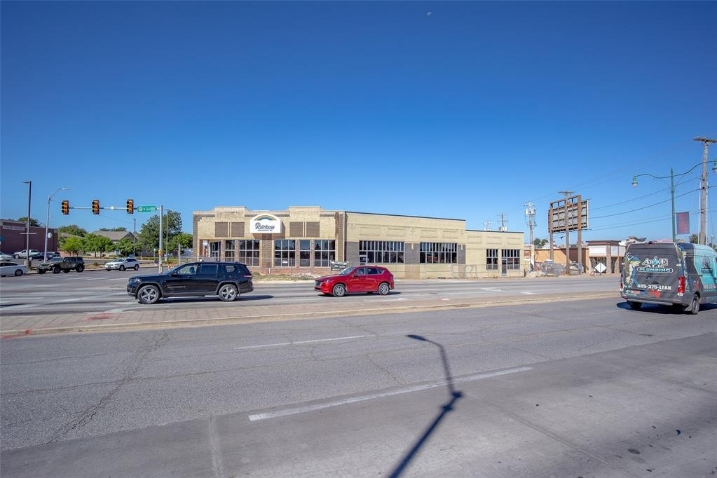 2401 N Classen Boulevard - Photo 24