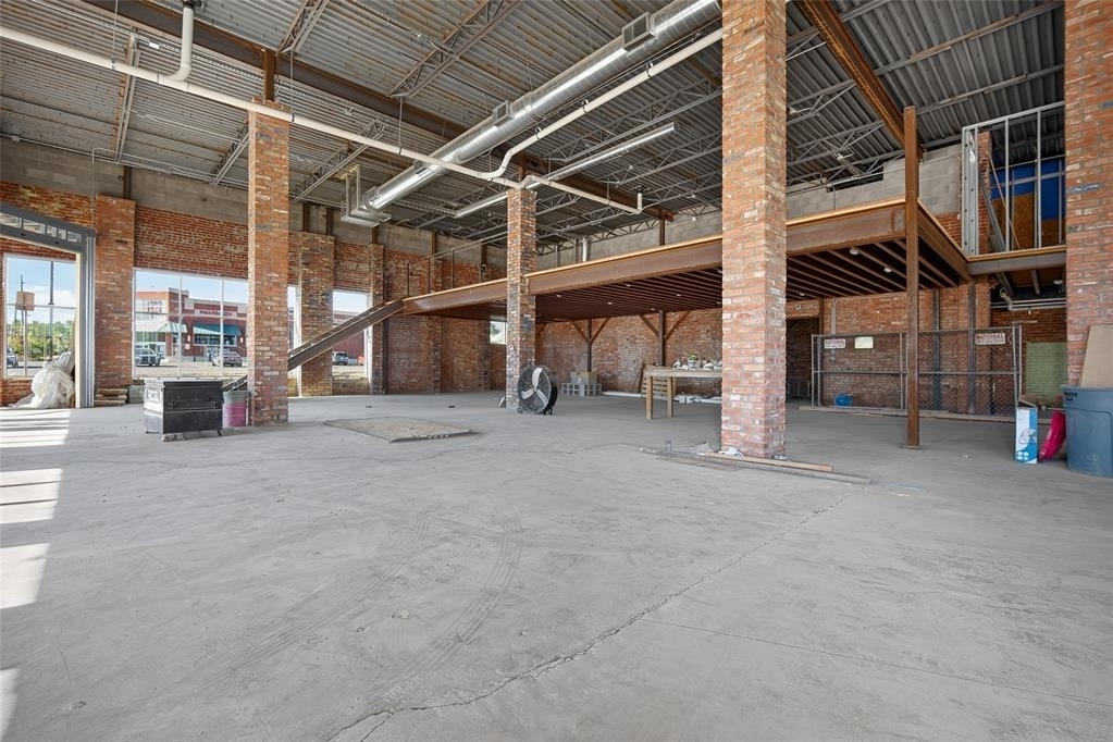 2401 N Classen Boulevard - Photo 5