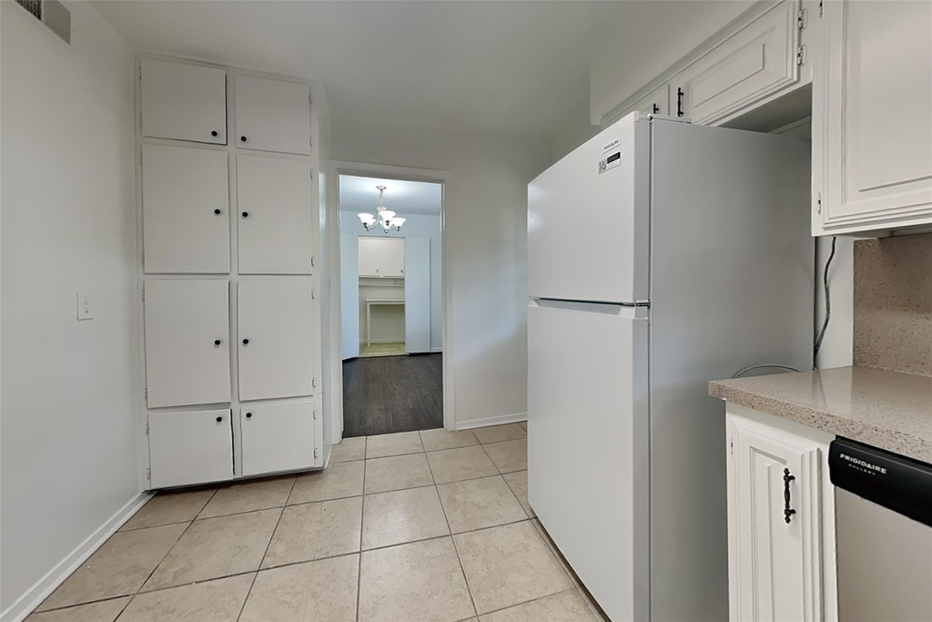 10907 Cotillion Drive - Photo 6