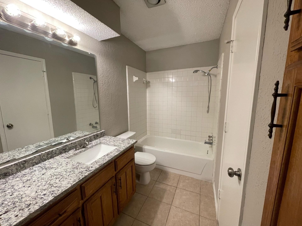 5227 Wild Horse Court - Photo 7