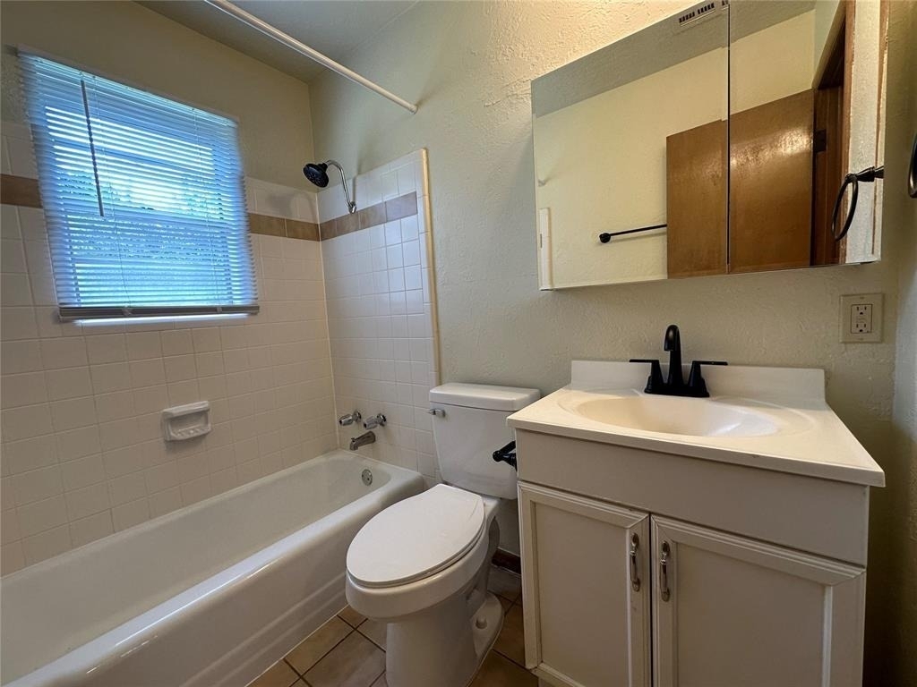 2011 Delaware Lane - Photo 9