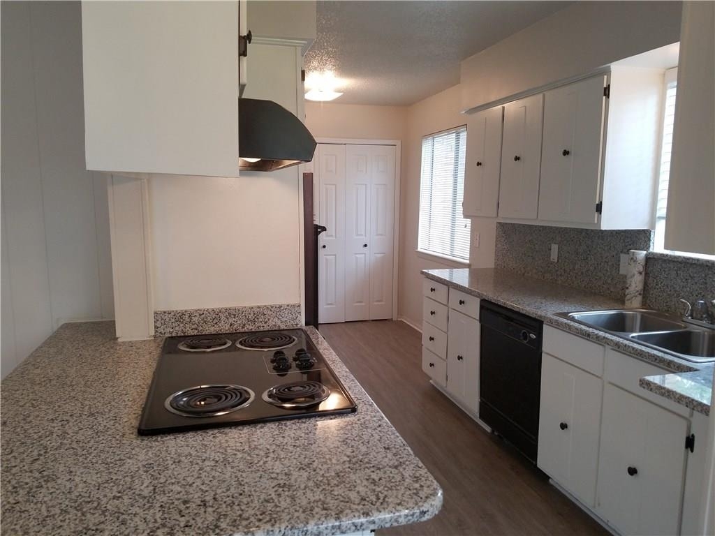 2724 Buffalo Drive - Photo 3