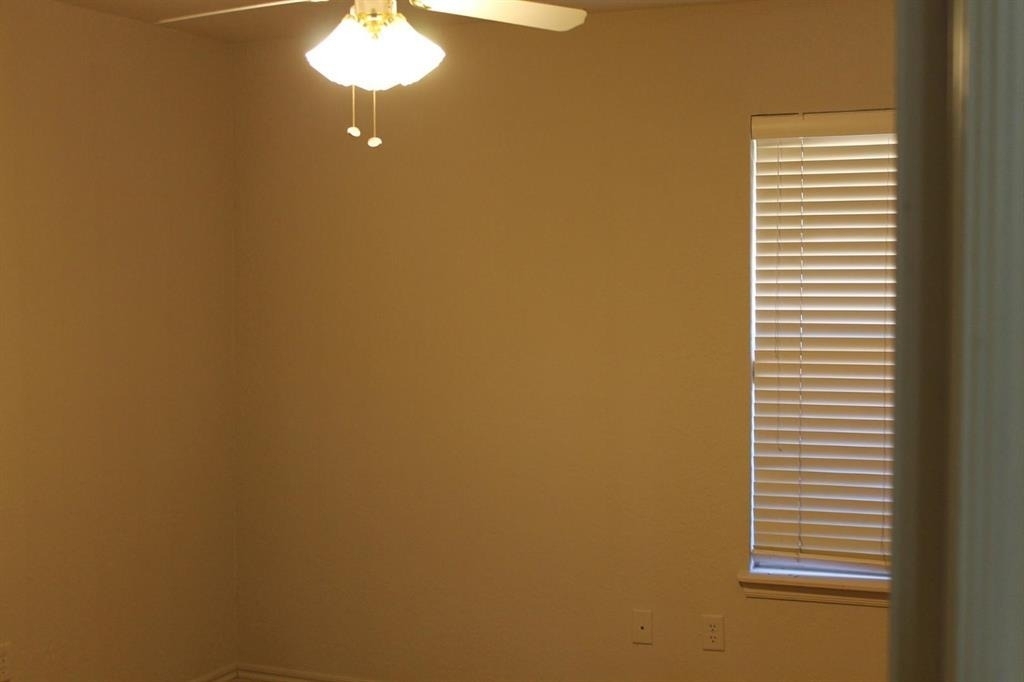1010 Melisa Drive - Photo 9