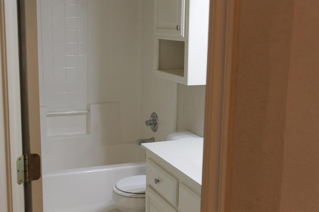 1010 Melisa Drive - Photo 12