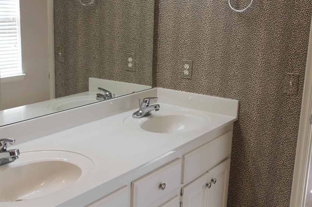 1010 Melisa Drive - Photo 17