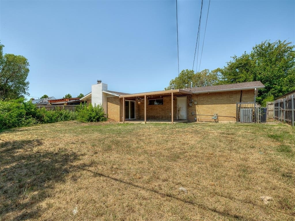 8900 S Hillcrest Drive - Photo 30