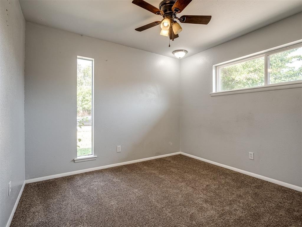 8900 S Hillcrest Drive - Photo 20