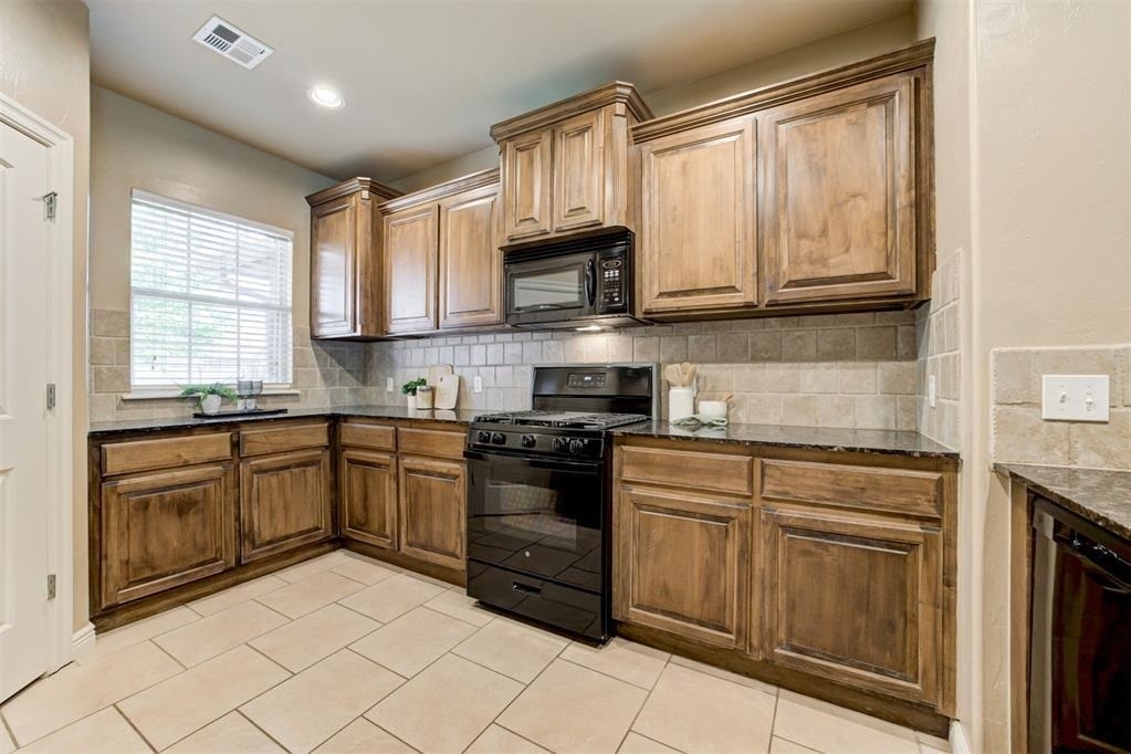 1716 Kamber Terrace - Photo 14