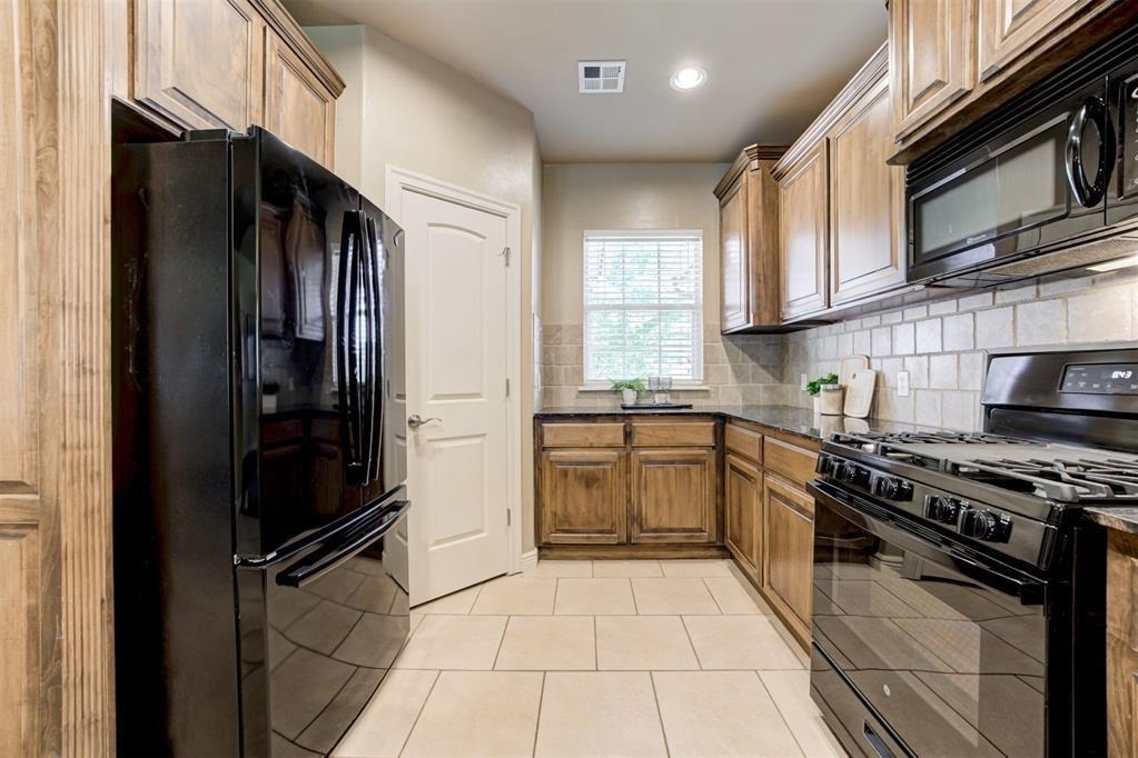 1716 Kamber Terrace - Photo 15