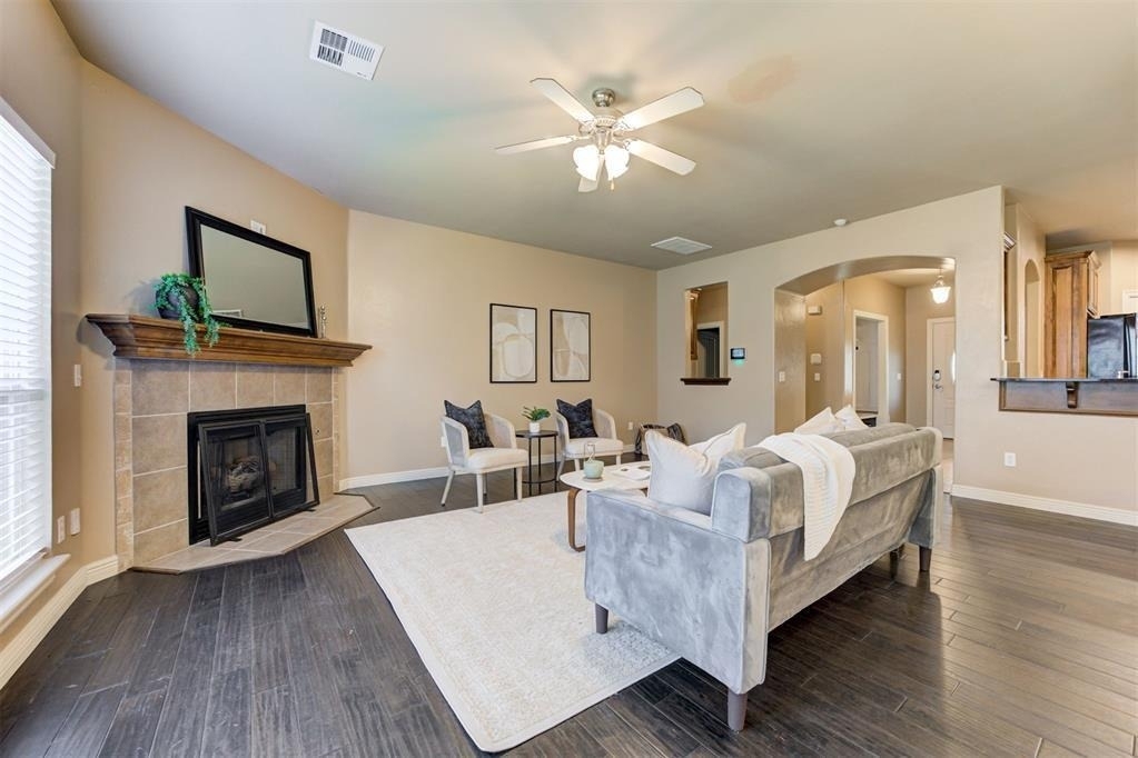 1716 Kamber Terrace - Photo 4
