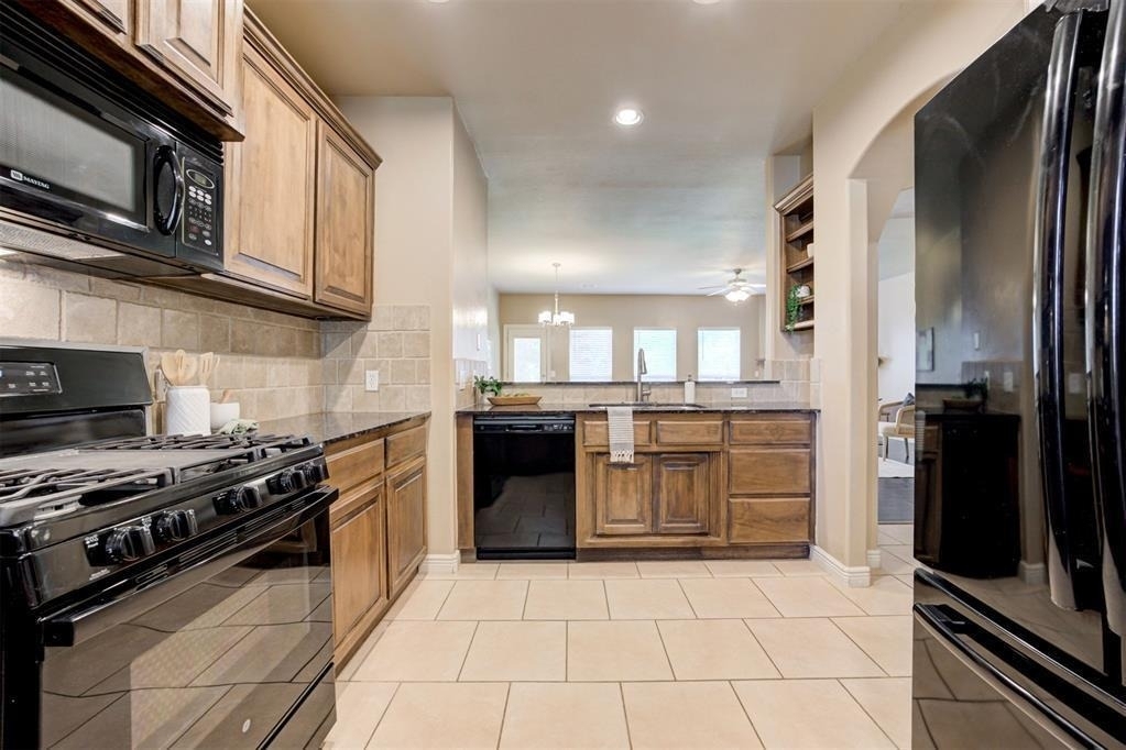 1716 Kamber Terrace - Photo 16