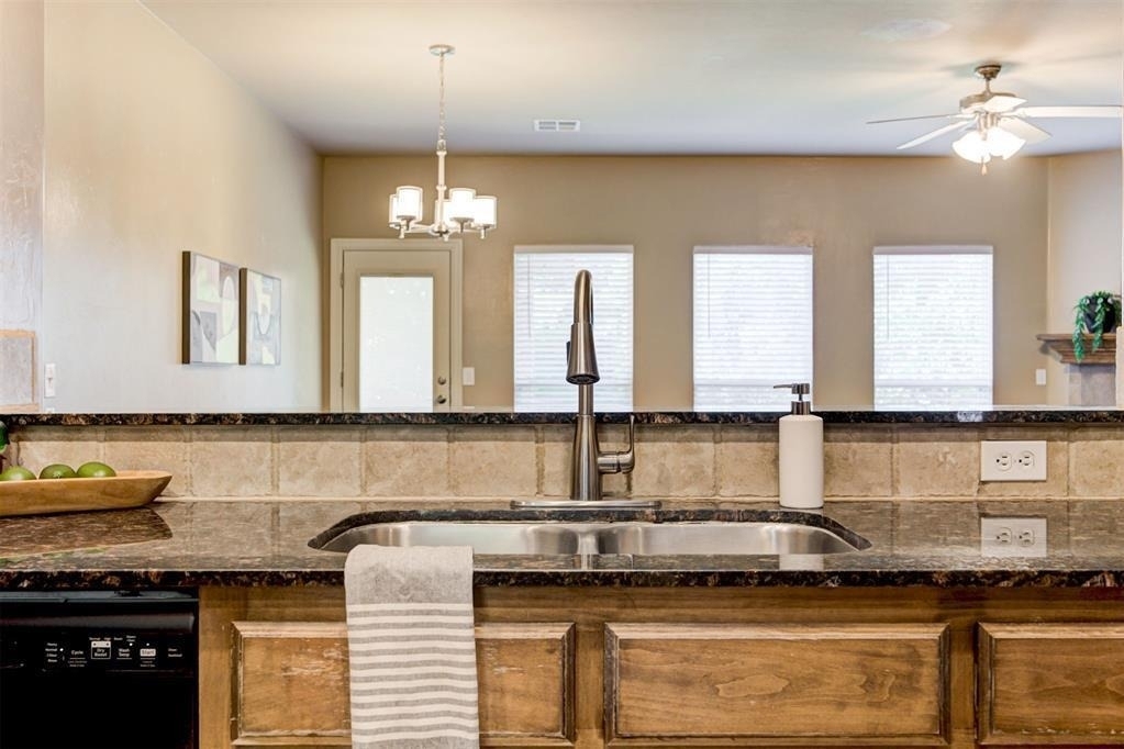 1716 Kamber Terrace - Photo 17