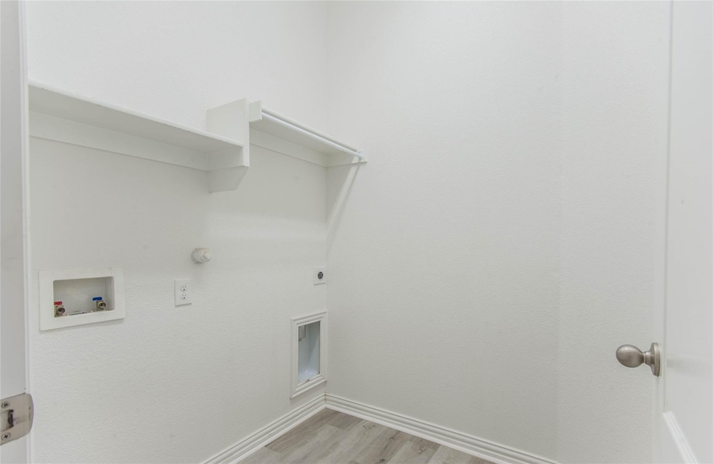 1404 Suttonview Drive - Photo 26