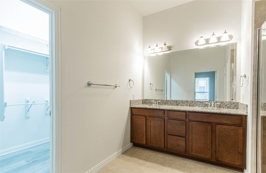 1404 Suttonview Drive - Photo 20