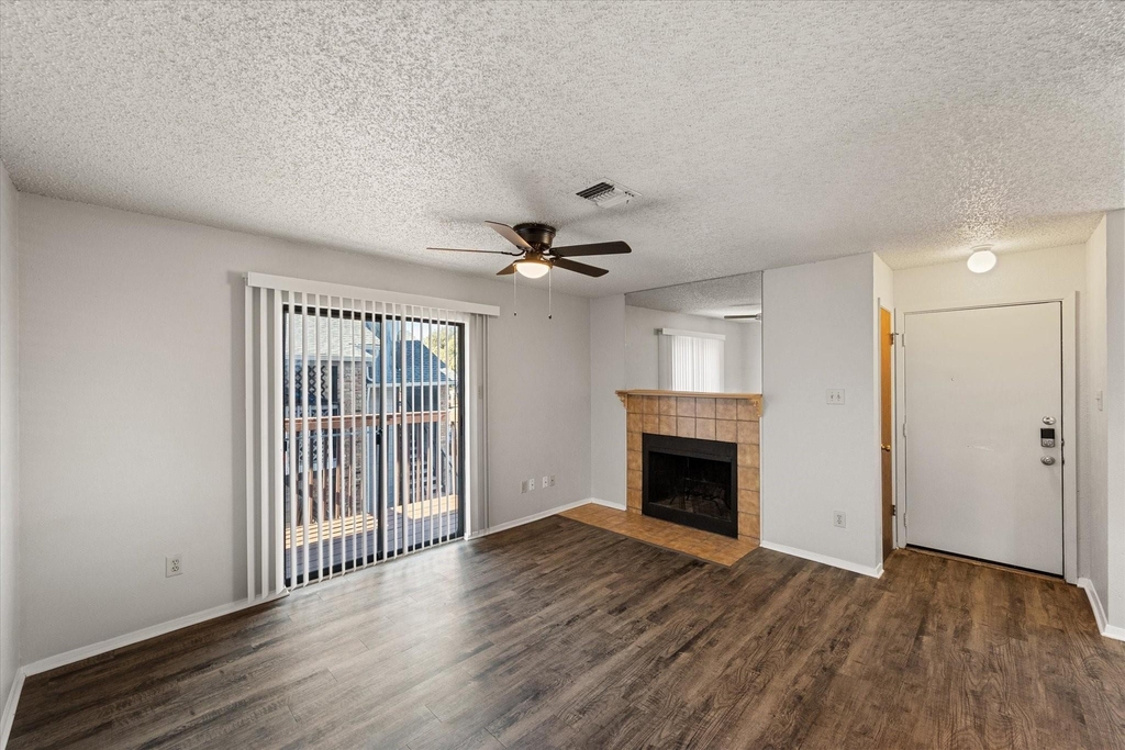 406 E Denton Drive - Photo 8