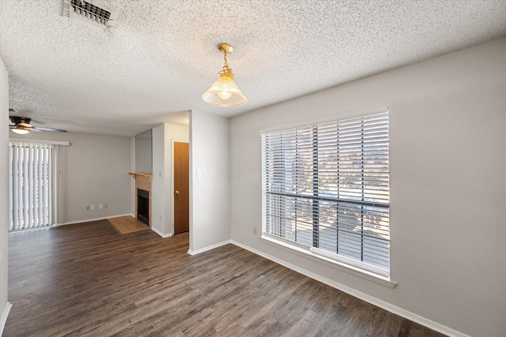 406 E Denton Drive - Photo 12