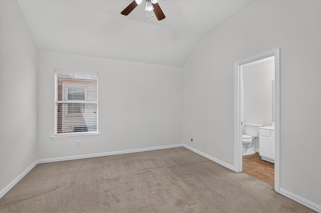10302 Fairway Vista Drive - Photo 18