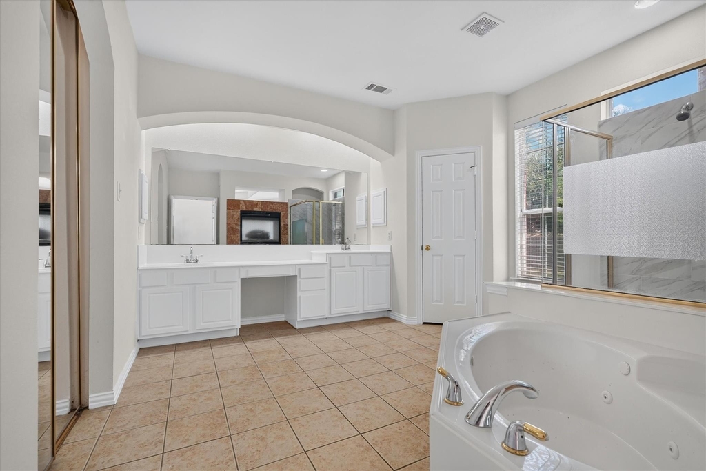 10302 Fairway Vista Drive - Photo 20