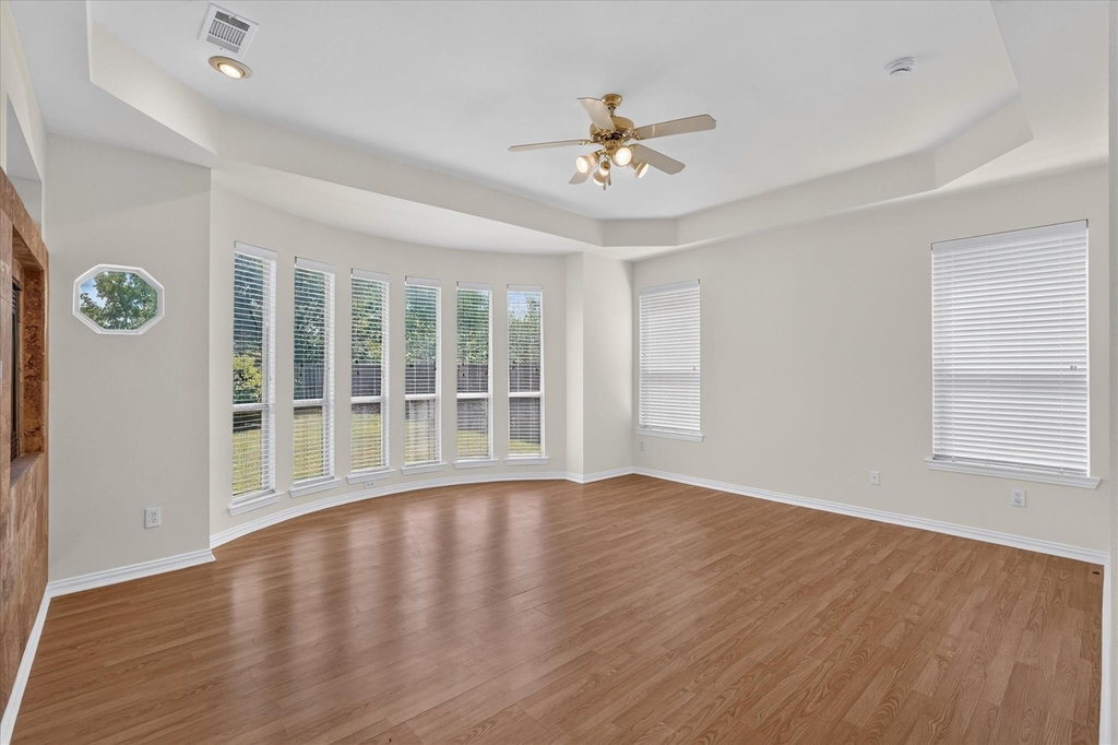 10302 Fairway Vista Drive - Photo 9
