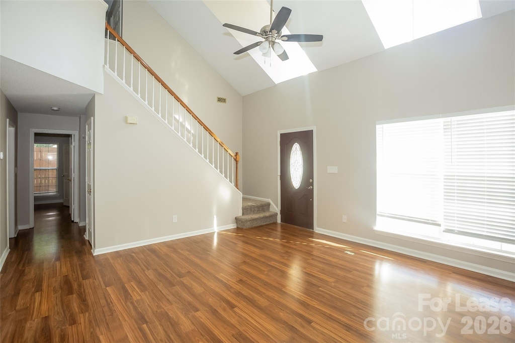 2915 Canary Court - Photo 4
