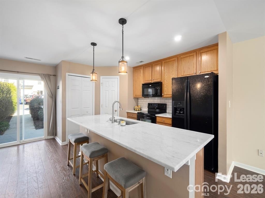 18461 Streamline Court - Photo 3