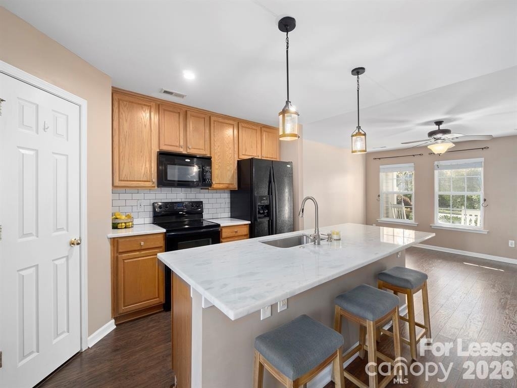 18461 Streamline Court - Photo 4