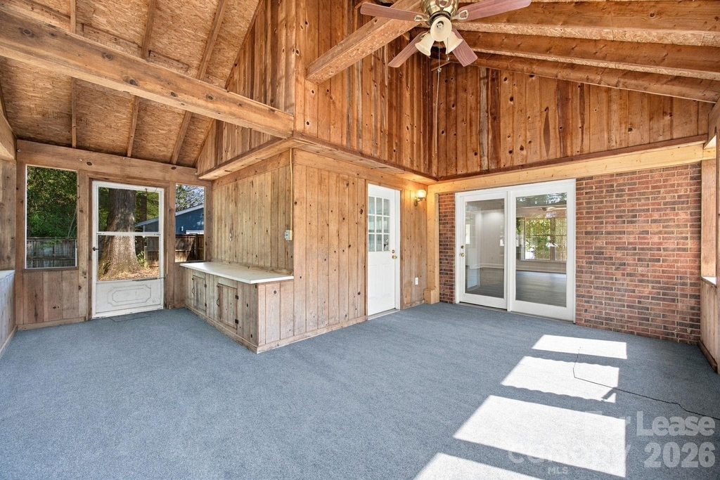 7724 Winterset Drive - Photo 33