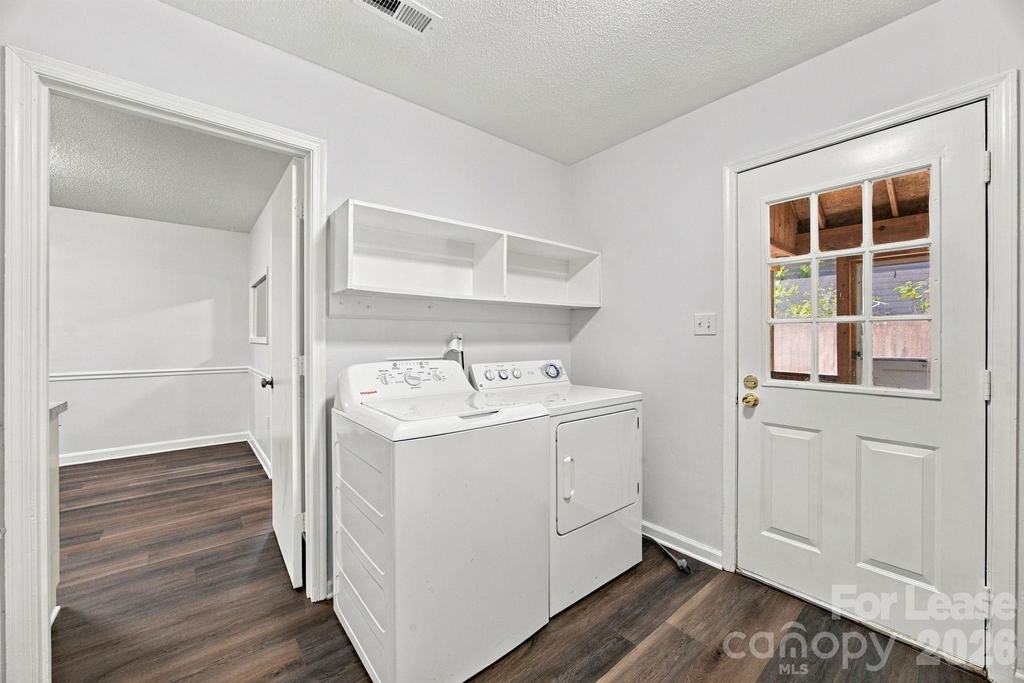 7724 Winterset Drive - Photo 21