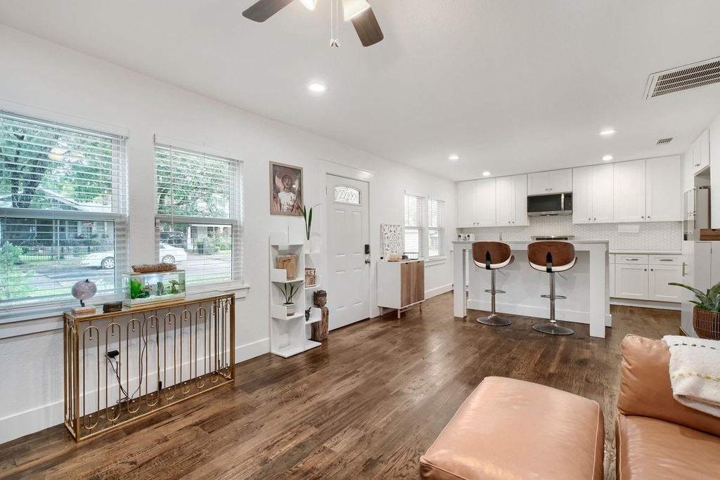 818 N Windomere Avenue - Photo 5