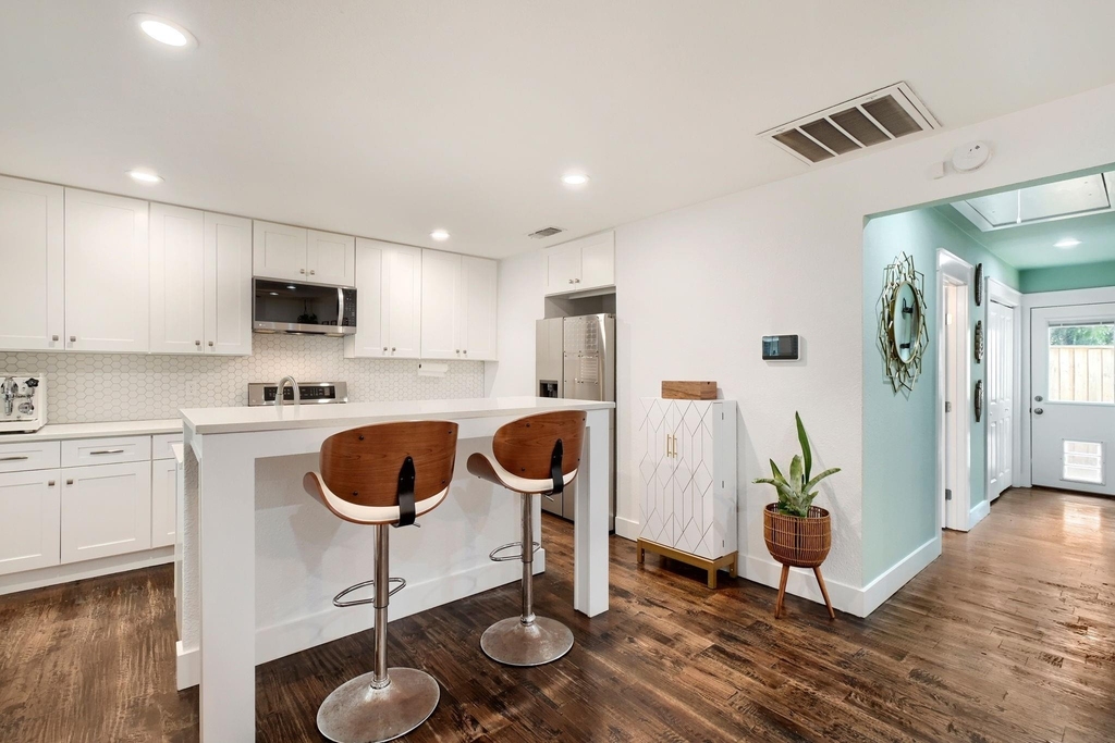 818 N Windomere Avenue - Photo 9